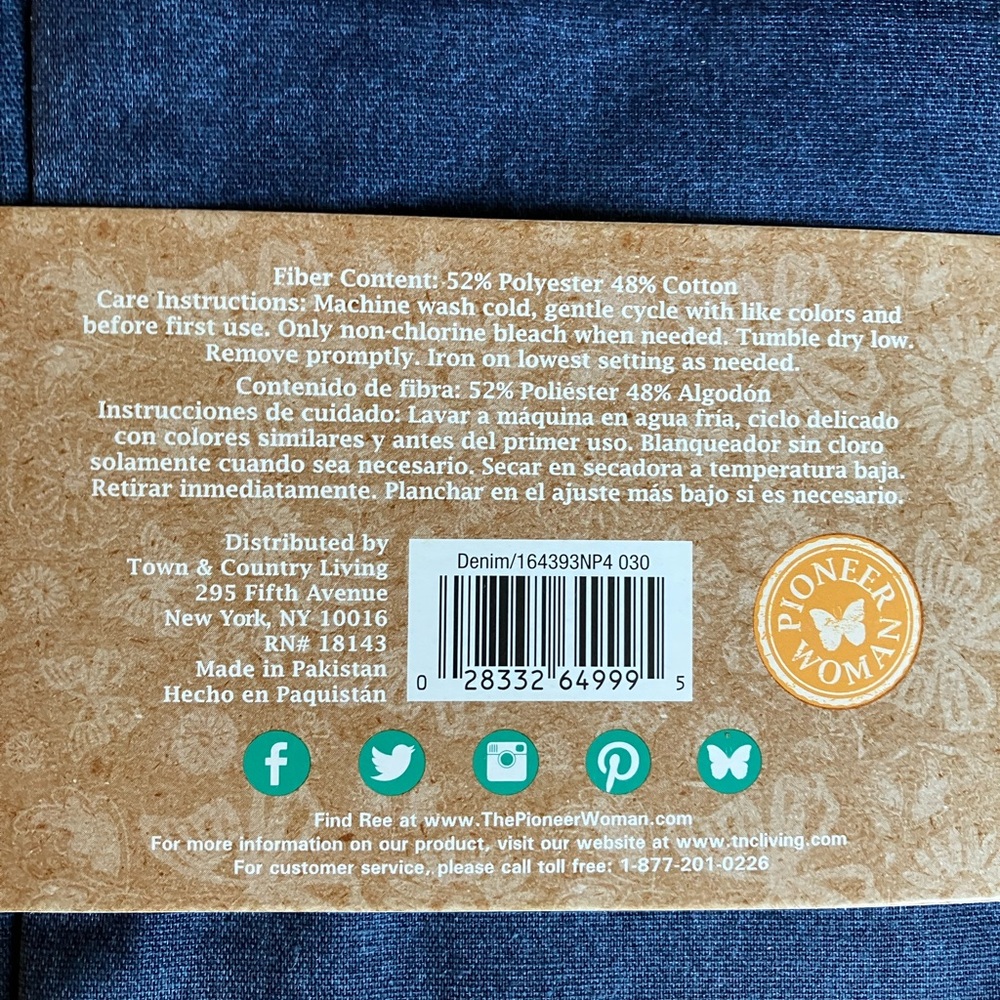The Pioneer Woman Blue Denim Napkins - Picture 2 of 2